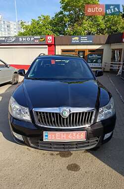 Універсал Skoda Octavia 2009 в Луцьку