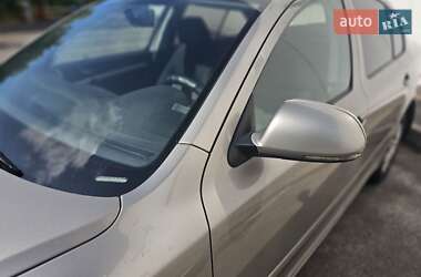 Лифтбек Skoda Octavia 2011 в 