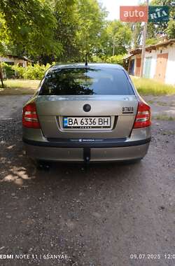 Лифтбек Skoda Octavia 2008 в 
