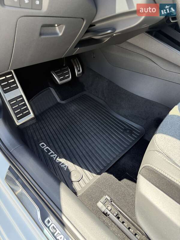 Лифтбек Skoda Octavia 2024 в Днепре