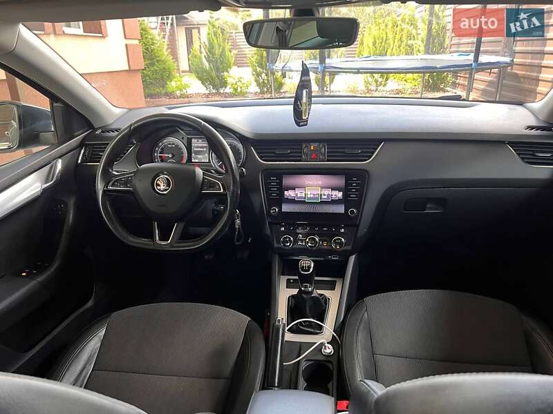 Универсал Skoda Octavia 2017 в Кропивницком