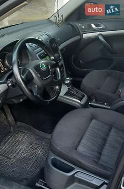 Универсал Skoda Octavia 2011 в 