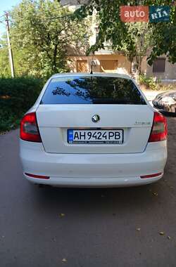 Лифтбек Skoda Octavia 2010 в 
