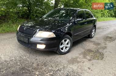 Ліфтбек Skoda Octavia 2010 в Рівному