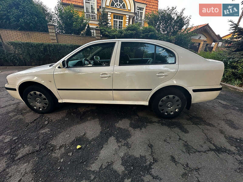 Лифтбек Skoda Octavia 2005 в Киеве