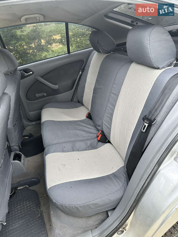 Лифтбек Skoda Octavia 2003 в Вишневце