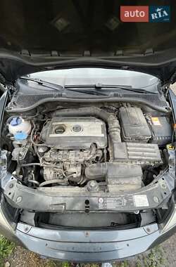 Ліфтбек Skoda Octavia 2012 в 