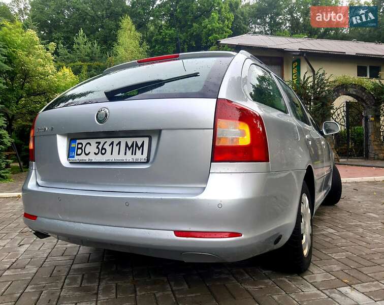 Универсал Skoda Octavia 2009 в Дрогобыче