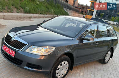 Универсал Skoda Octavia 2011 в 