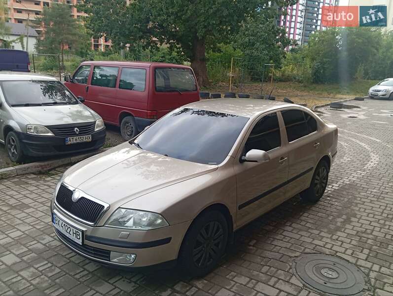 Лифтбек Skoda Octavia 2004 в Ивано-Франковске