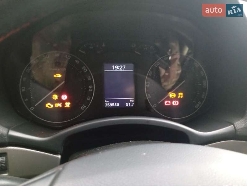 Лифтбек Skoda Octavia 2004 в Ивано-Франковске