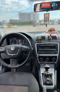Лифтбек Skoda Octavia 2010 в 