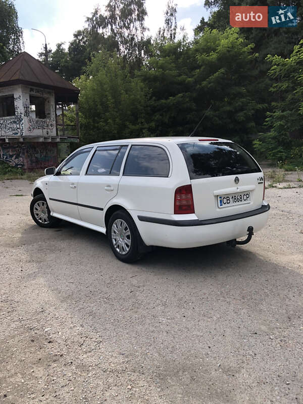 Універсал Skoda Octavia 2002 в Чернігові
