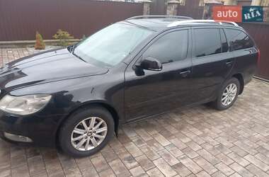 Универсал Skoda Octavia 2010 в 