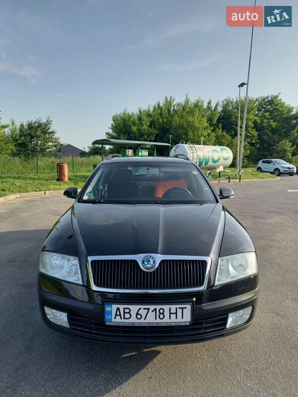 Универсал Skoda Octavia 2006 в Виннице