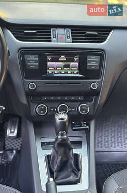 Лифтбек Skoda Octavia 2013 в 