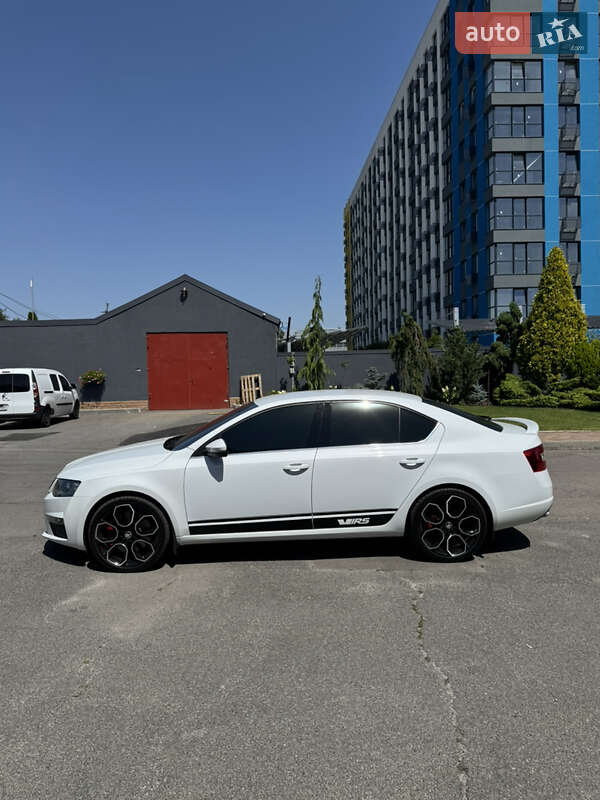 Лифтбек Skoda Octavia 2014 в Днепре
