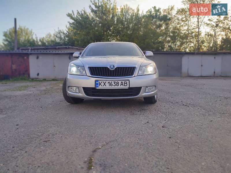 Лифтбек Skoda Octavia 2011 в Харькове