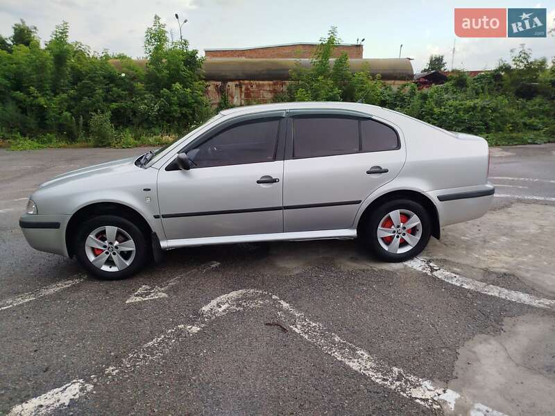 Лифтбек Skoda Octavia 2004 в Конотопе