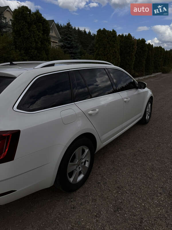 Универсал Skoda Octavia 2018 в Львове