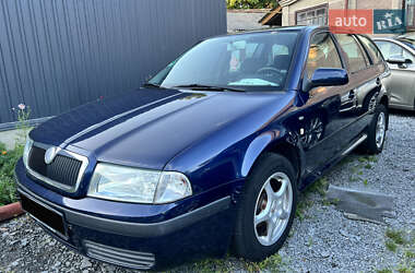 Универсал Skoda Octavia 2003 в Звягеле