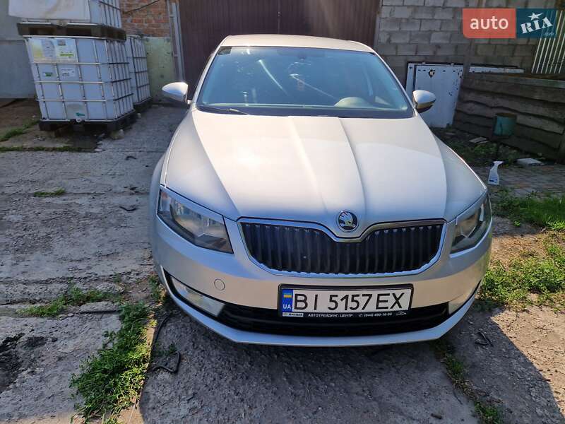 Лифтбек Skoda Octavia 2015 в Полтаве