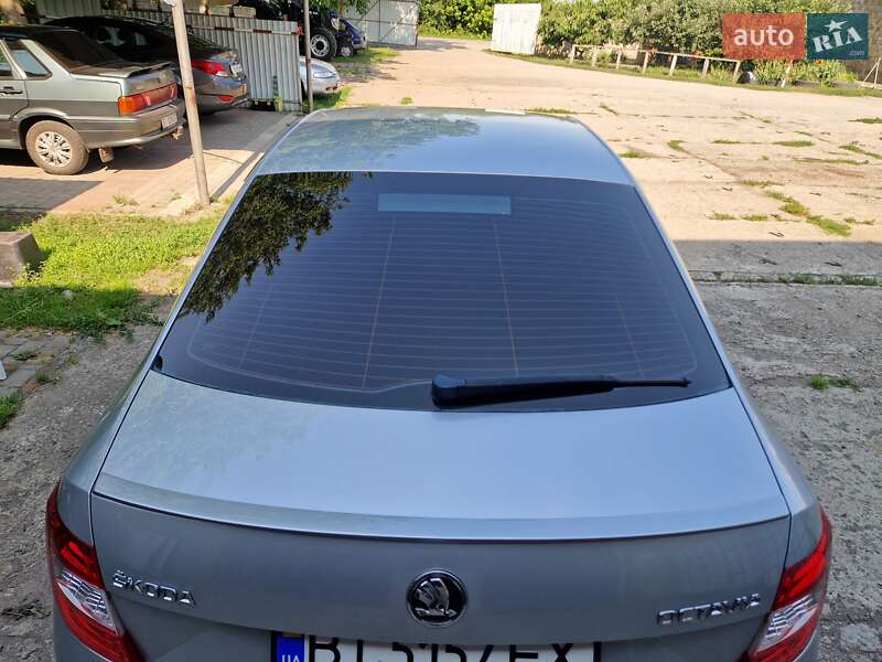 Лифтбек Skoda Octavia 2015 в Полтаве