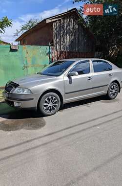 Лифтбек Skoda Octavia 2008 в 