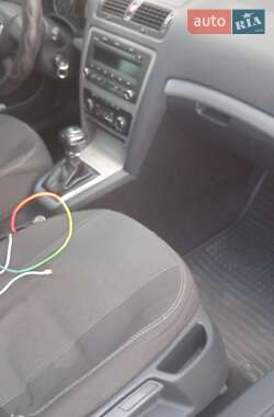 Лифтбек Skoda Octavia 2011 в 