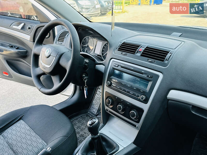 Лифтбек Skoda Octavia 2012 в Харькове