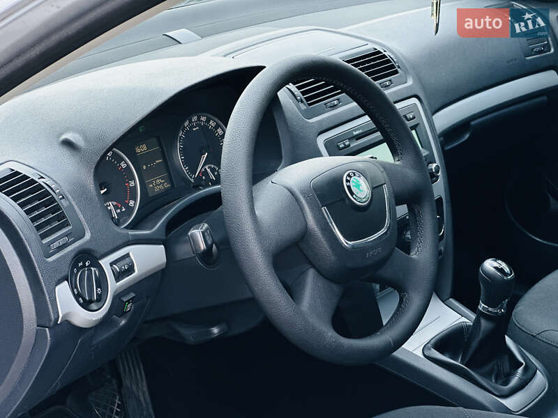 Лифтбек Skoda Octavia 2012 в Харькове
