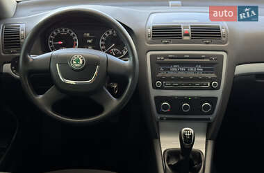 Лифтбек Skoda Octavia 2012 в 
