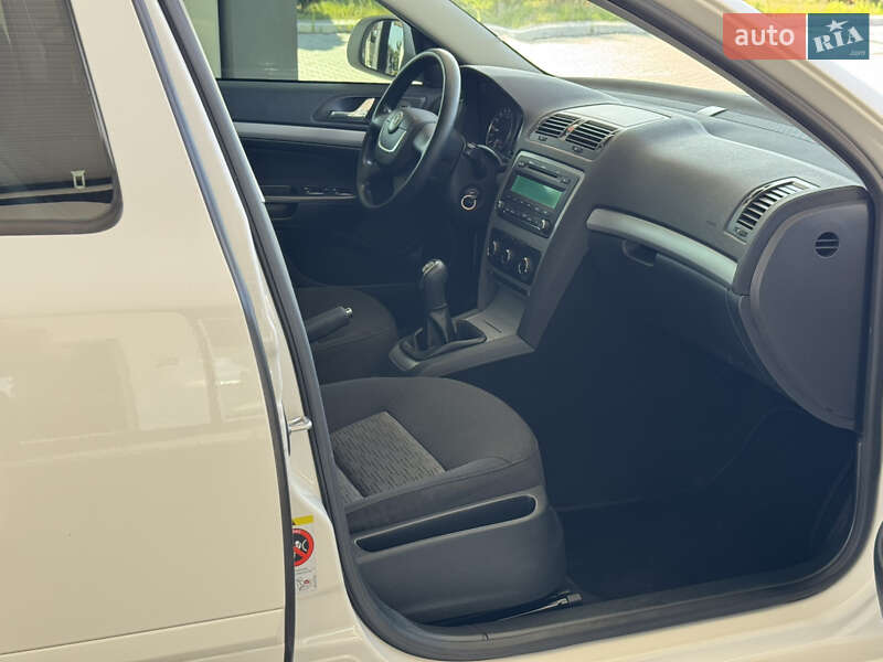 Лифтбек Skoda Octavia 2012 в Киеве