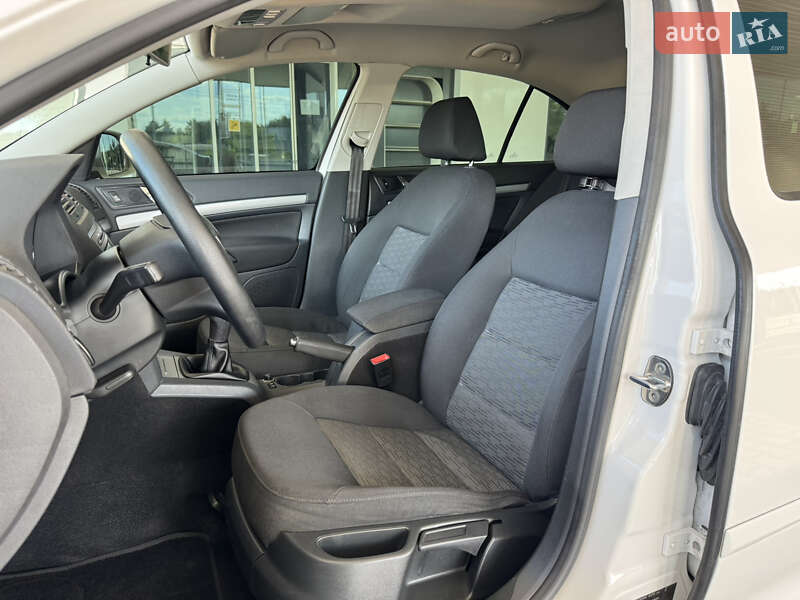 Лифтбек Skoda Octavia 2012 в Киеве