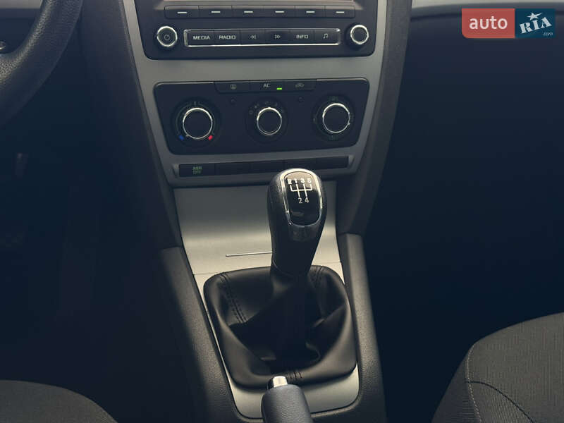 Лифтбек Skoda Octavia 2012 в Киеве