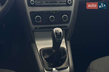 Лифтбек Skoda Octavia 2012 в 