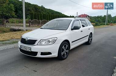 Универсал Skoda Octavia 2011 в Виноградове