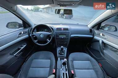 Лифтбек Skoda Octavia 2008 в 