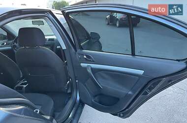 Лифтбек Skoda Octavia 2008 в 