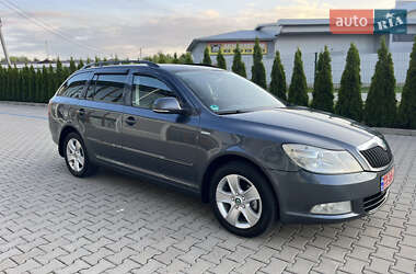 Универсал Skoda Octavia 2012 в Черновцах