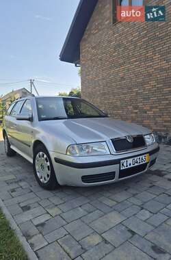 Універсал Skoda Octavia 2003 в Луцьку