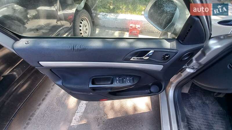 Универсал Skoda Octavia 2010 в Кривом Роге
