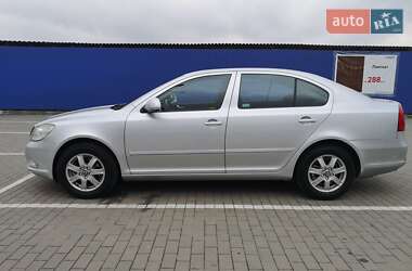 Ліфтбек Skoda Octavia 2009 в Калуші