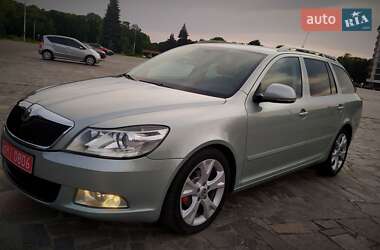 Универсал Skoda Octavia 2010 в 