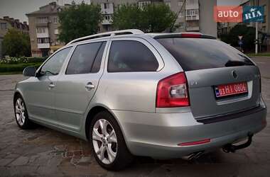 Универсал Skoda Octavia 2010 в 