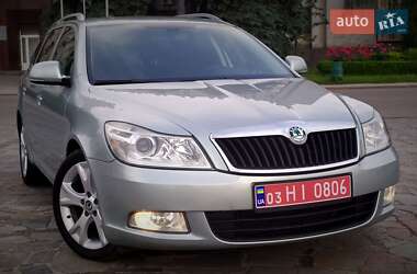 Универсал Skoda Octavia 2010 в 