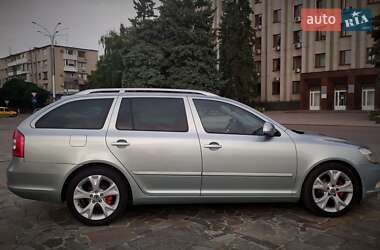 Универсал Skoda Octavia 2010 в 