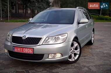 Универсал Skoda Octavia 2010 в 