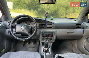 Лифтбек Skoda Octavia 1998 в 