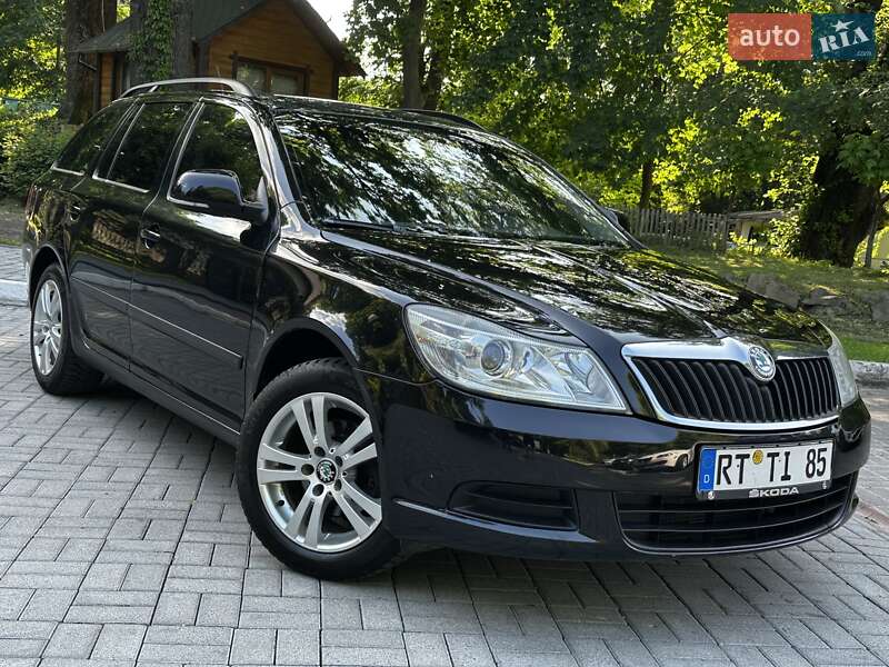 Універсал Skoda Octavia 2011 в Дрогобичі